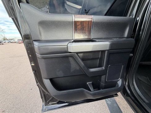 Used 2017 Ford F350 Platinum w/ Platinum Ultimate Package image 25