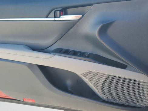 Used 2023 Toyota Camry LE image 24