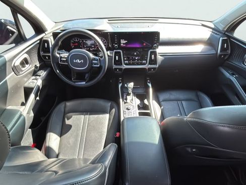 Used 2023 Kia Sorento S w/ Panoramic Sunroof Package FWD image 18