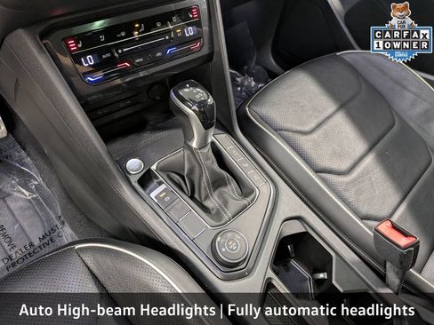 Used 2022 Volkswagen Tiguan SEL R-Line AWD/4WD image 19