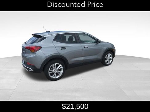 Used 2023 Buick Encore GX Preferred w/ Cold Weather Comfort Package FWD image 3