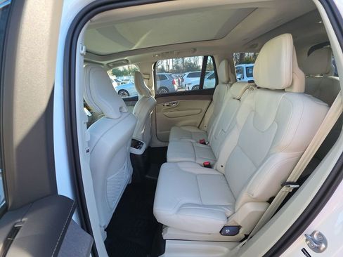 New 2026 Volvo XC90 T8 Ultra image 24