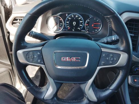 Used 2020 GMC Acadia Denali image 13