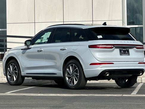 New 2026 Lincoln Corsair Grand Touring image 5