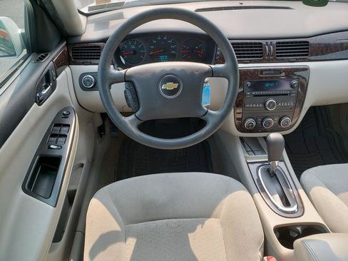 Used 2013 Chevrolet Impala LS FWD image 13