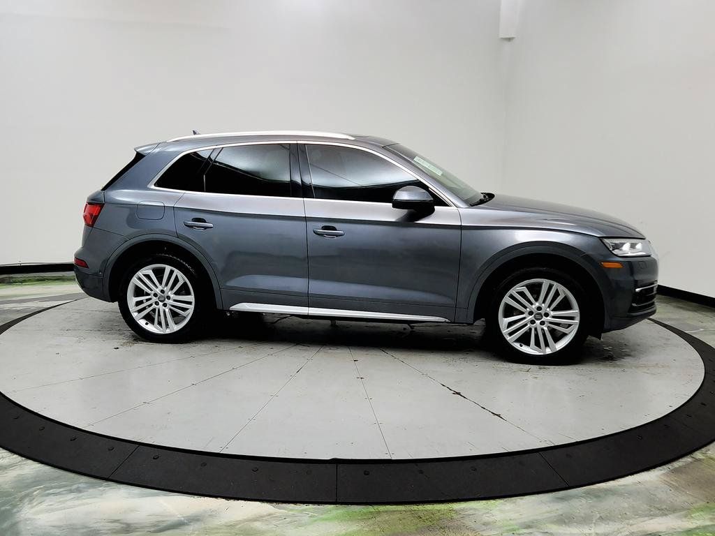 Used 2019 Audi Q5 Prestige w/ Prestige Package AWD/4WD image 4