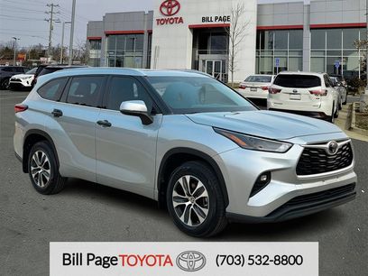 Used 2022 Toyota Highlander XLE