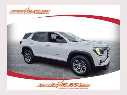 Used 2025 GMC Terrain Elevation AWD/4WD image 1