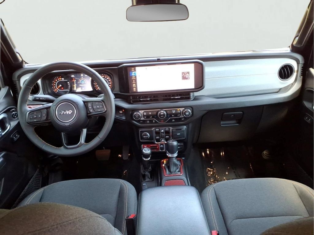 Used 2024 Jeep Gladiator Sport AWD/4WD image 25