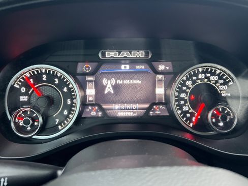 Used 2022 RAM 1500 Laramie image 21