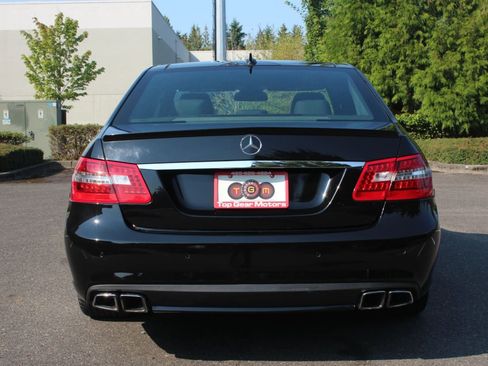 Used 2010 Mercedes-Benz E 63 AMG AMG image 6