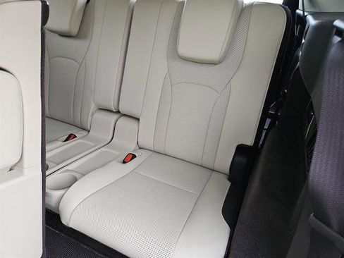 Used 2019 Lexus RX 350L Luxury image 21