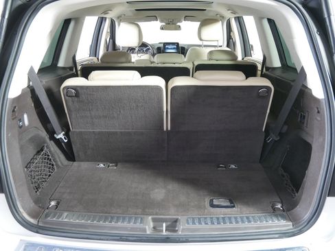 Used 2018 Mercedes-Benz GLS 450 4MATIC image 18