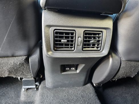 Used 2023 Toyota Venza Nightshade image 23