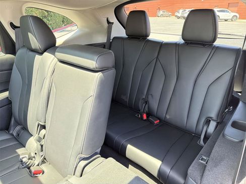 Used 2024 Acura MDX FWD w/ Technology Package image 42