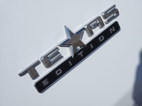 Used 2025 Chevrolet Silverado 2500 LTZ w/ Z71 Chrome Sport Edition image 11