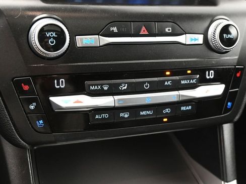 Used 2020 Ford Explorer ST w/ ST Street Pack image 19