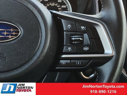 Used 2024 Subaru Forester Premium image 32