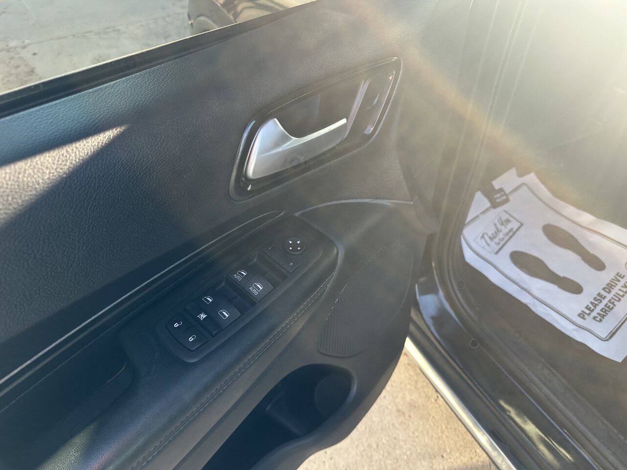Used 2022 Dodge Durango SXT RWD image 15