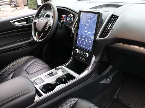Used 2024 Ford Edge Titanium w/ Equipment Group 301A AWD/4WD image 12