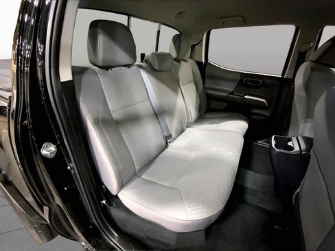 Certified 2023 Toyota Tacoma SR5 AWD/4WD image 20