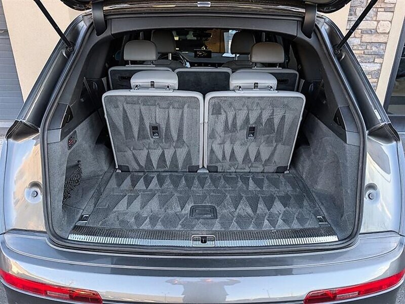 Used 2019 Audi Q7 2.0T Premium w/ Convenience Package AWD/4WD image 33