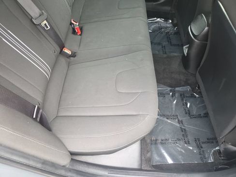 Used 2024 Hyundai Elantra SEL FWD image 29