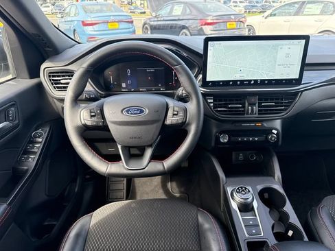 Used 2025 Ford Escape ST-Line w/ Tech Pack #1 AWD/4WD image 21