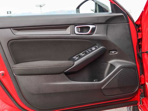 Certified 2025 Honda Civic Sport image 21