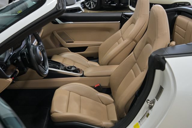 Used 2021 Porsche 911 Carrera image 19