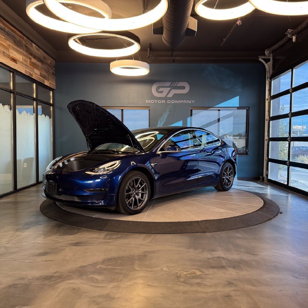 Used 2019 Tesla Model 3 Long Range RWD image 22