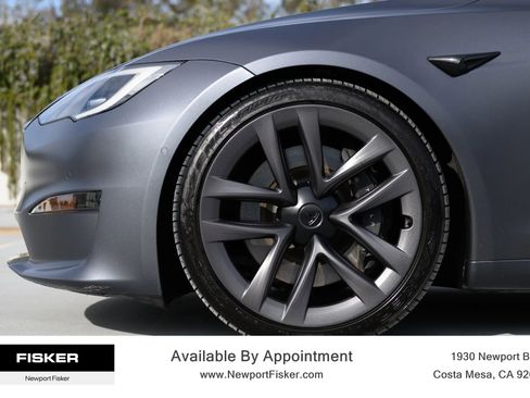 Used 2022 Tesla Model S Plaid image 3