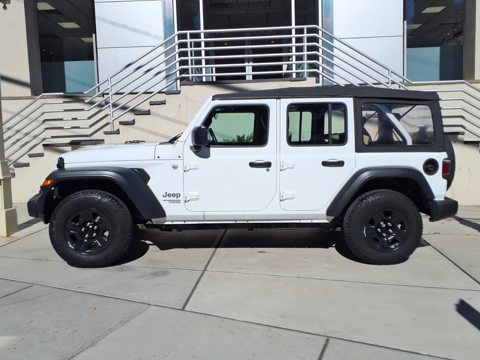Certified 2018 Jeep Wrangler Unlimited Sport AWD/4WD image 7