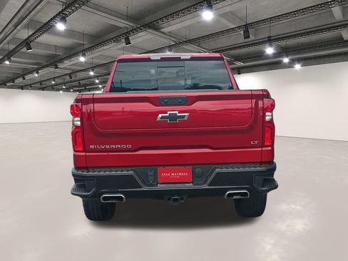 Used 2025 Chevrolet Silverado 1500 LT Trail Boss w/ Convenience Package II AWD/4WD image 15