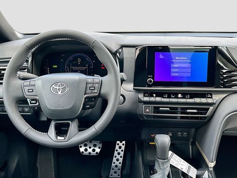 New 2025 Toyota Camry SE w/ Convenience Package FWD image 21