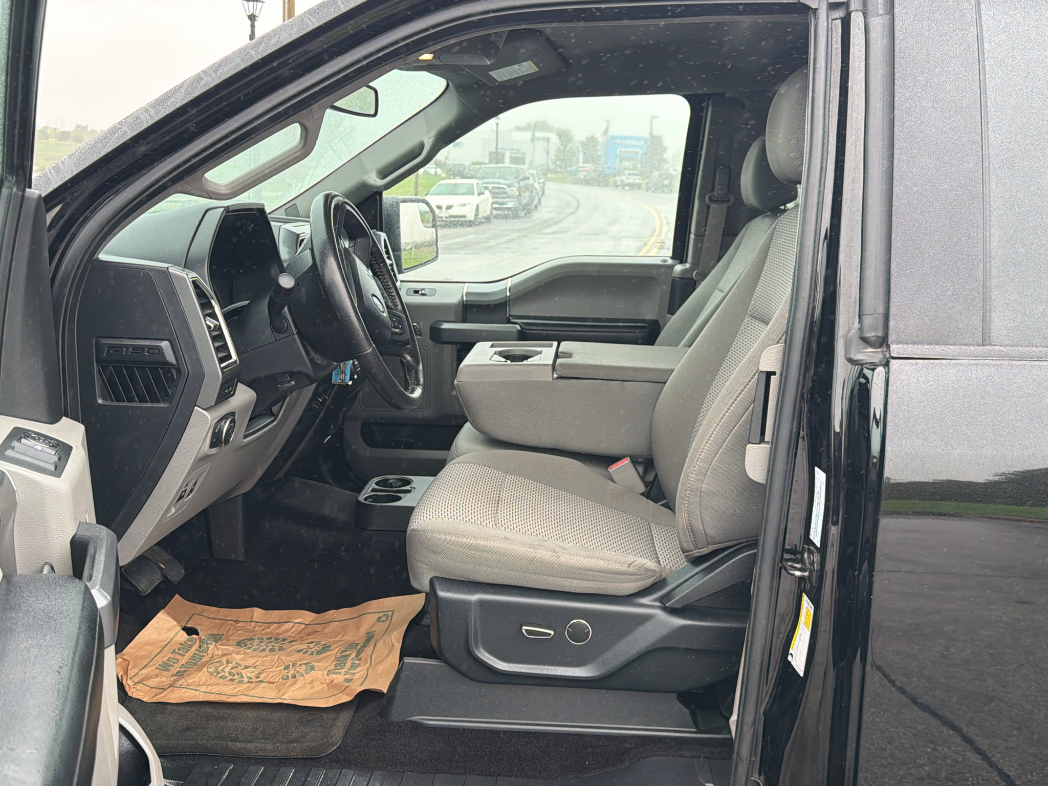 Used 2016 Ford F150 XLT w/ Equipment Group 301A Mid AWD/4WD image 13