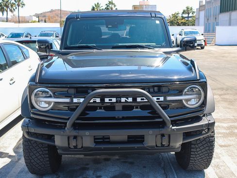 Used 2024 Ford Bronco Outer Banks w/ Sasquatch Package AWD/4WD image 3