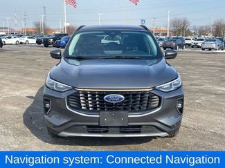 Used 2023 Ford Escape Platinum video 2
