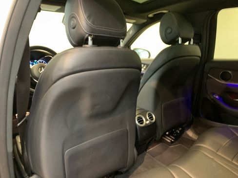 Used 2022 Mercedes-Benz GLC 300 4MATIC w/ AMG Line image 51