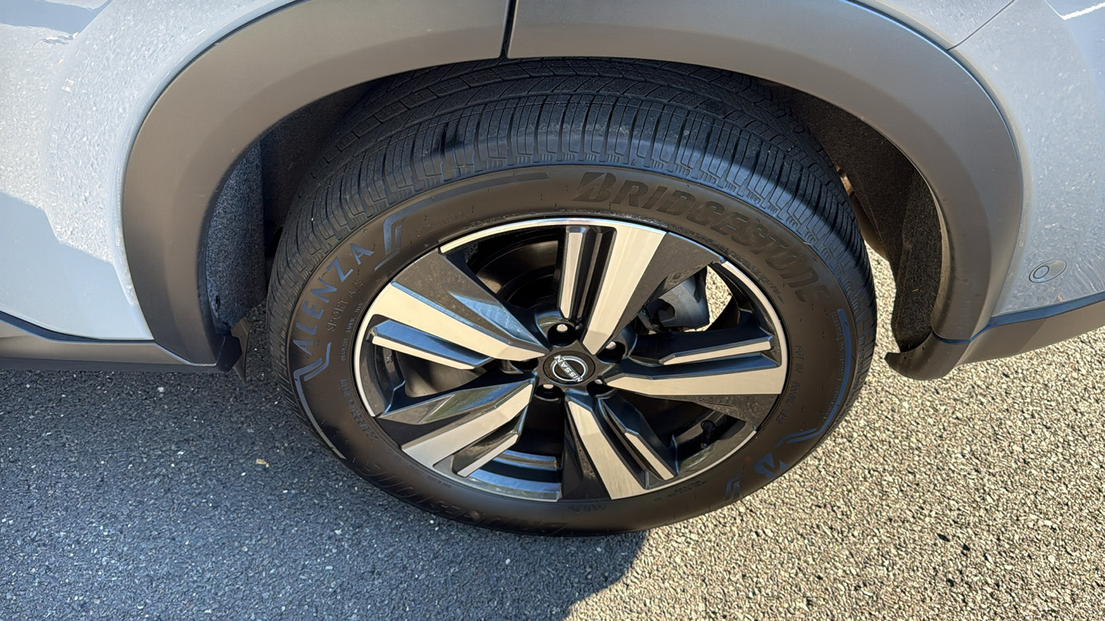Certified 2025 Nissan Rogue SL AWD/4WD image 21