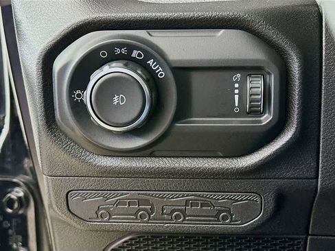 Used 2024 Jeep Wrangler Sport S image 26