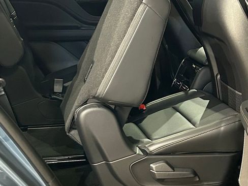 New 2026 Lincoln Aviator AWD image 68
