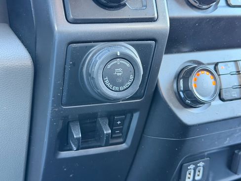 Used 2020 Ford F150 XLT w/ XTR Package image 27