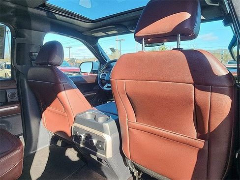 Certified 2022 Ford Expedition Limited image 31