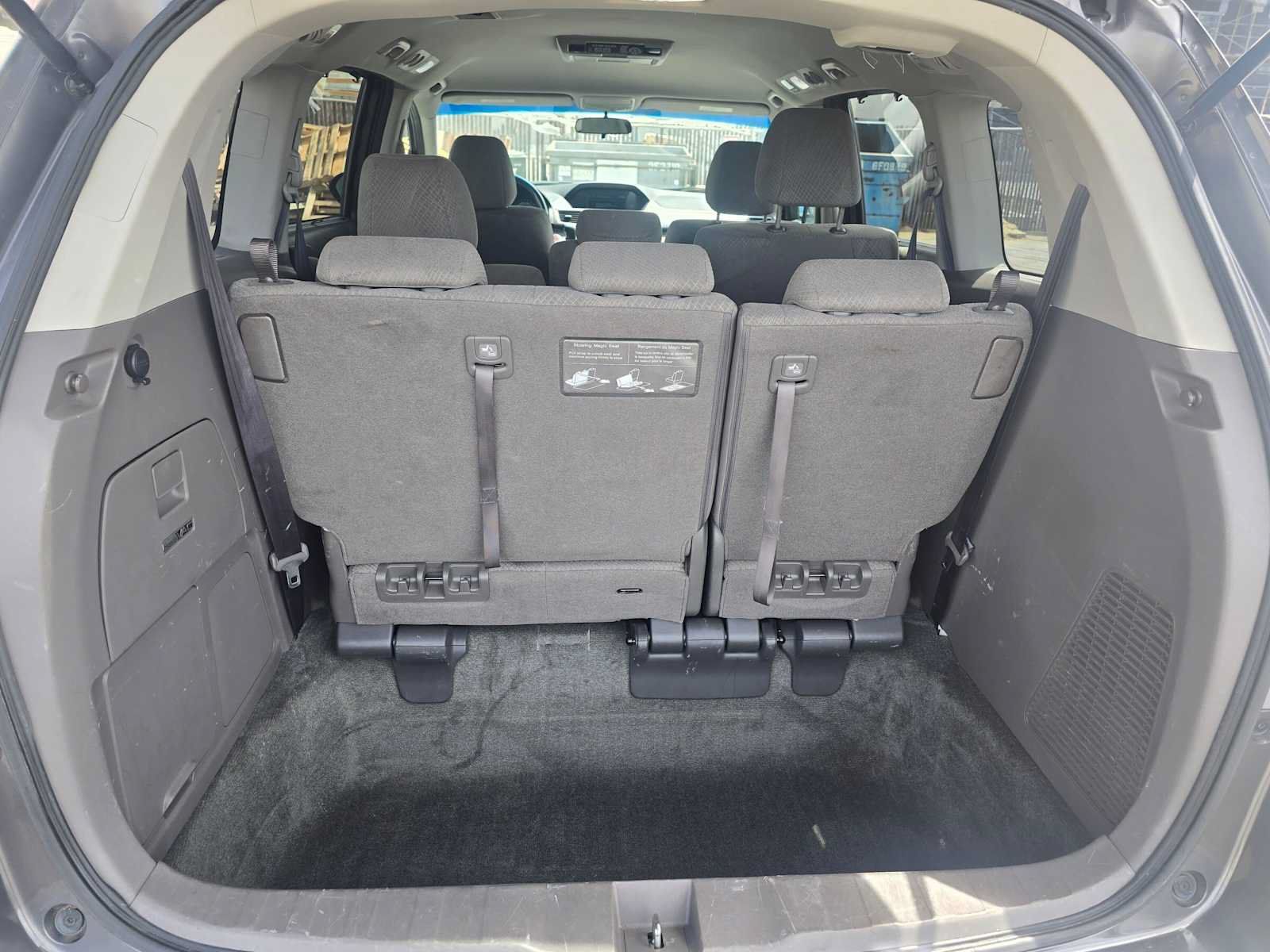 Used 2016 Honda Odyssey SE image 15
