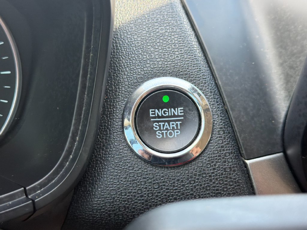 Used 2021 Ford EcoSport SE w/ SE Convenience Package FWD image 24