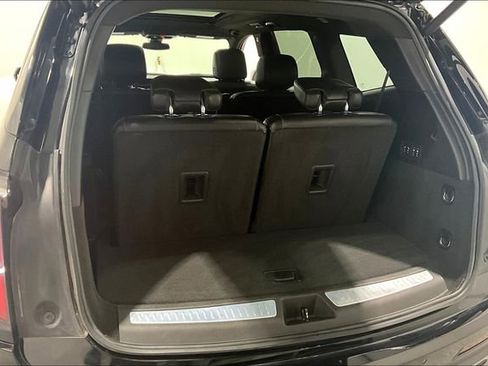 Used 2023 Cadillac XT6 Sport image 40