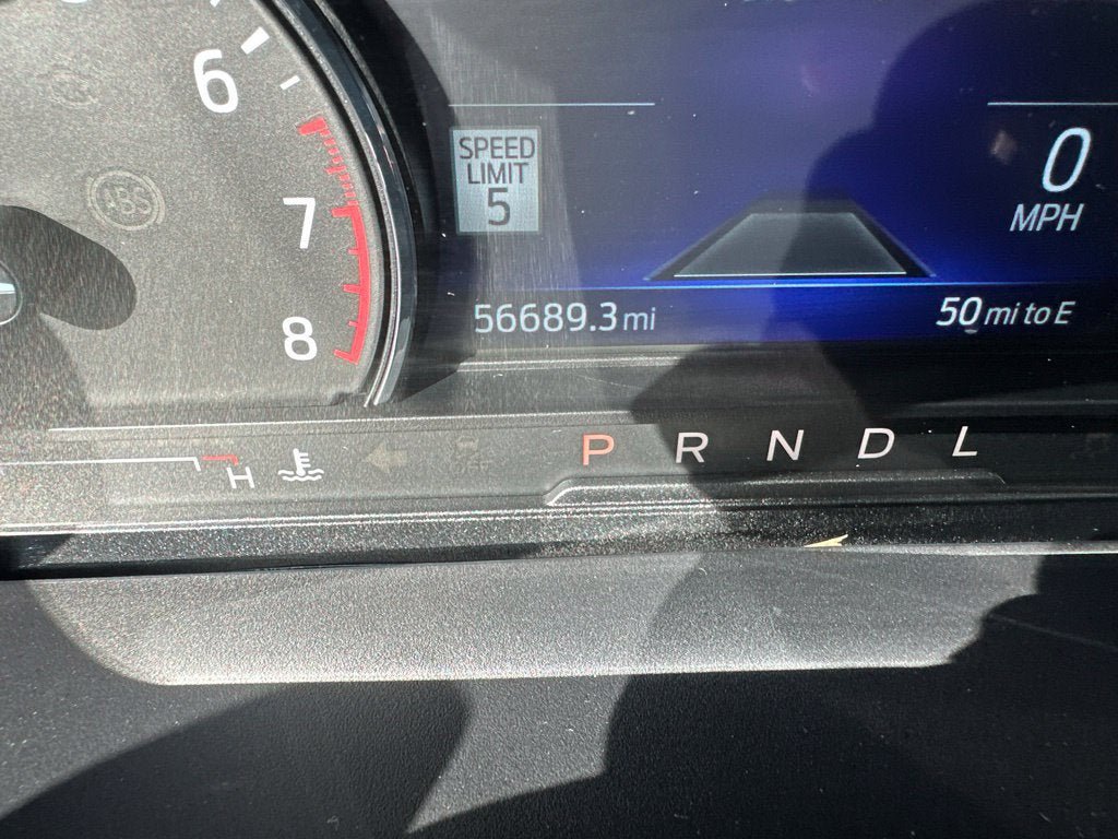 Certified 2022 Ford Explorer Limited AWD/4WD image 17