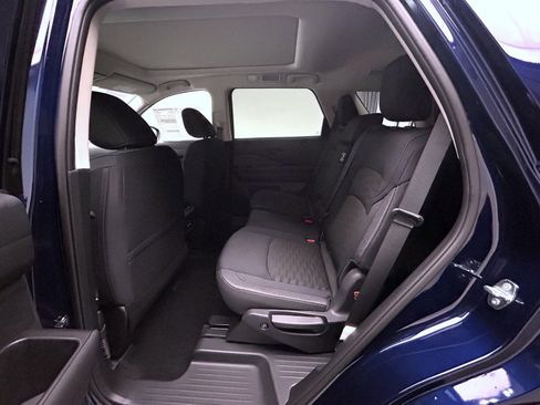 New 2026 Nissan Pathfinder SV AWD/4WD image 11
