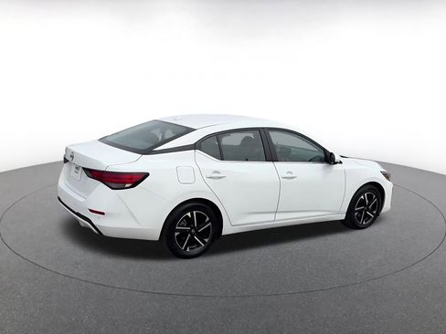 Used 2025 Nissan Sentra SV image 15